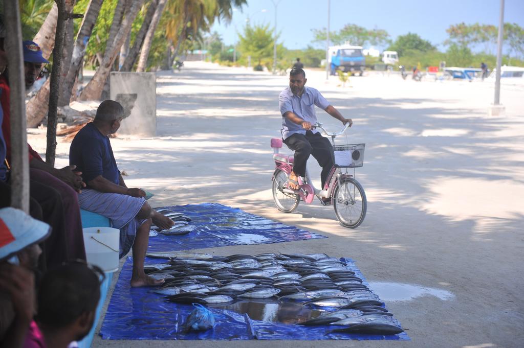 Triton Beach Hotel & Spa Maafushi Exterior photo